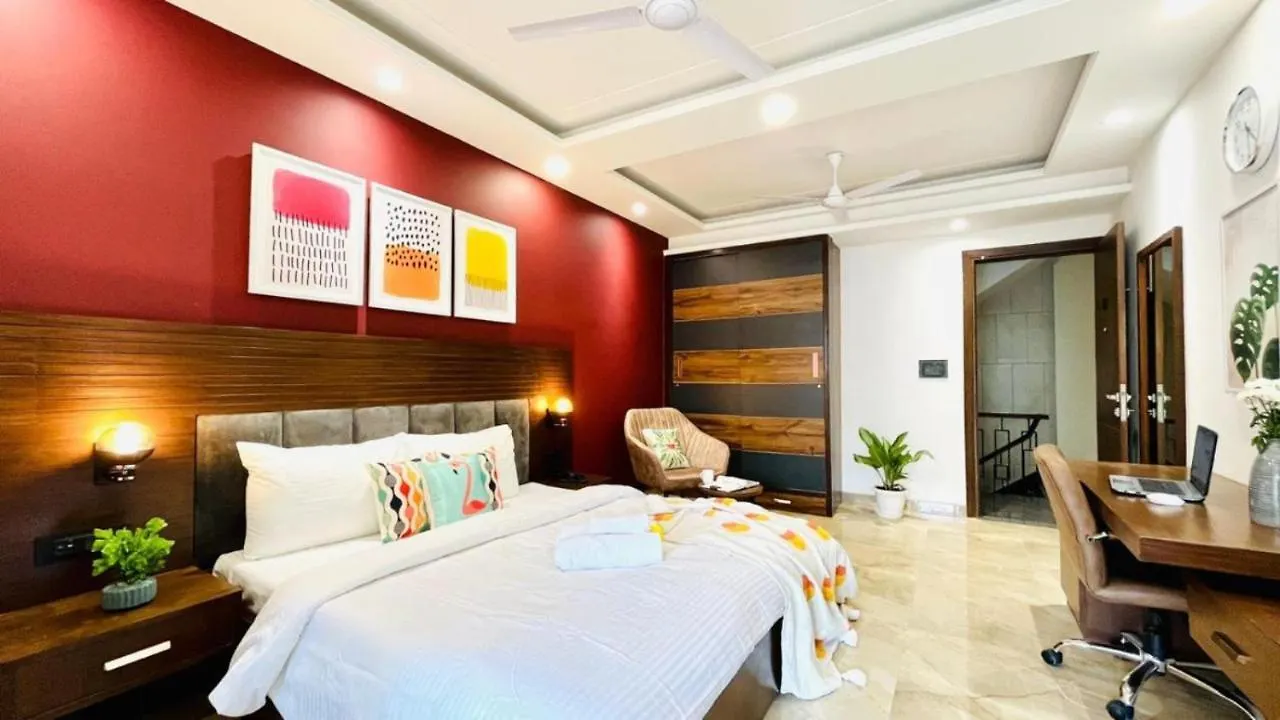 Bluo Studio4 Dlf Cybercity - Balcony, Gym Tt, Lift Γκουργκάον 3*,  Ινδία
