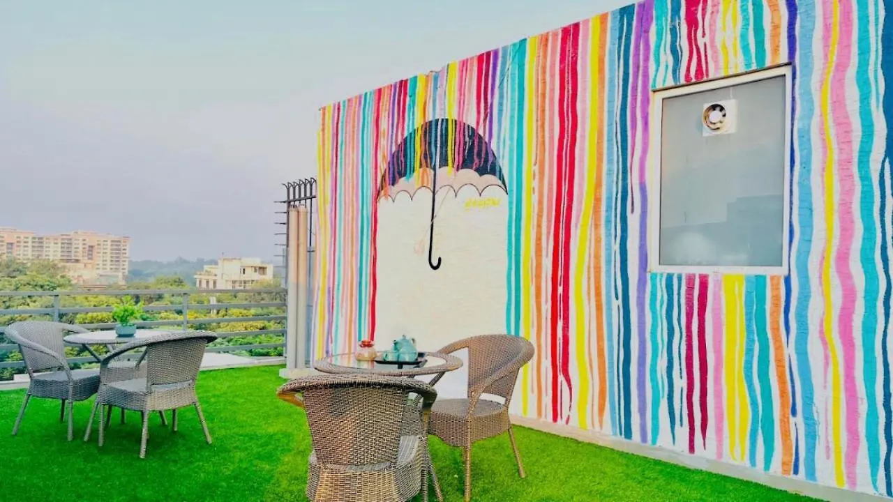 Bluo Studio4 Dlf Cybercity - Balcony, Gym Tt, Lift Γκουργκάον